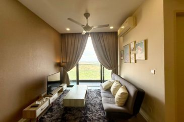 D\'Pristine @ Medini