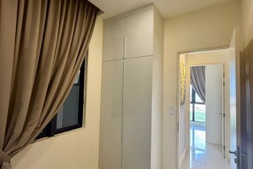 D\'Pristine @ Medini