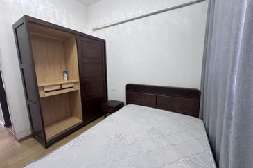 Baypoint @ Country Garden Danga Bay