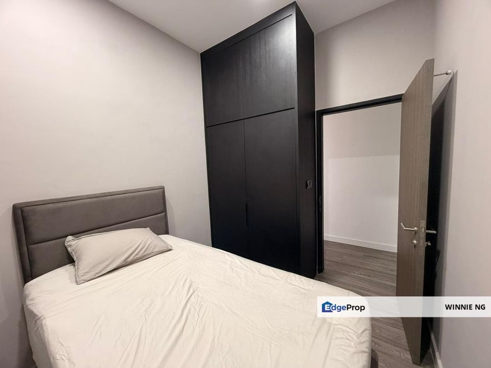 Twin tower residence, 2+1bed2bath very nice renovated unit for sale, Johor, Johor Bahru