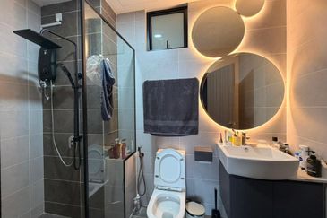 Twin Tower Residence