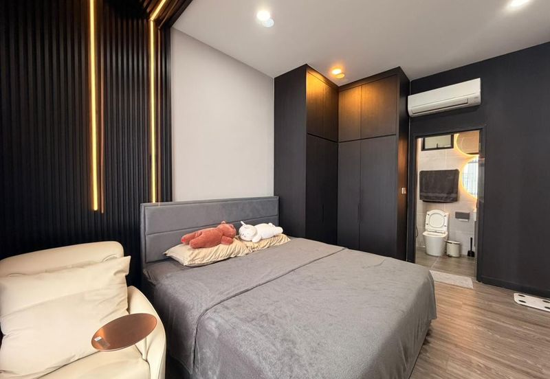 Twin Tower Residence