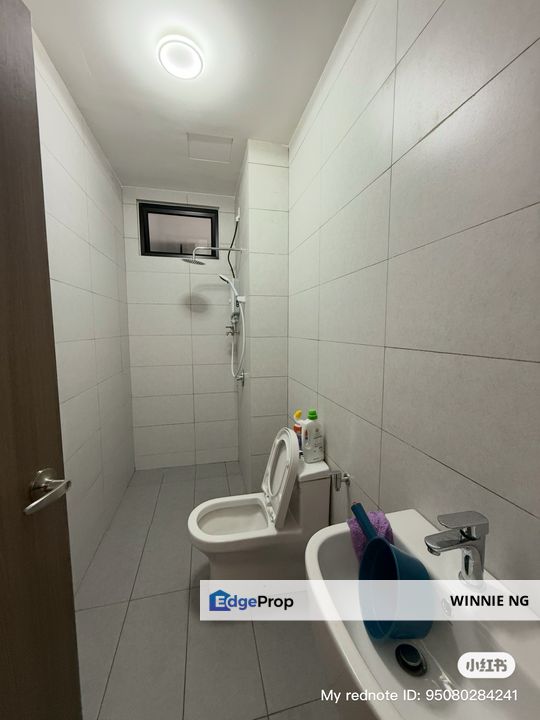 cheap common room for rent, near ciq walking distance, Johor, Johor Bahru