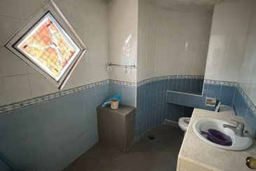 Pangsapuri Orchid View Luxury Apartment