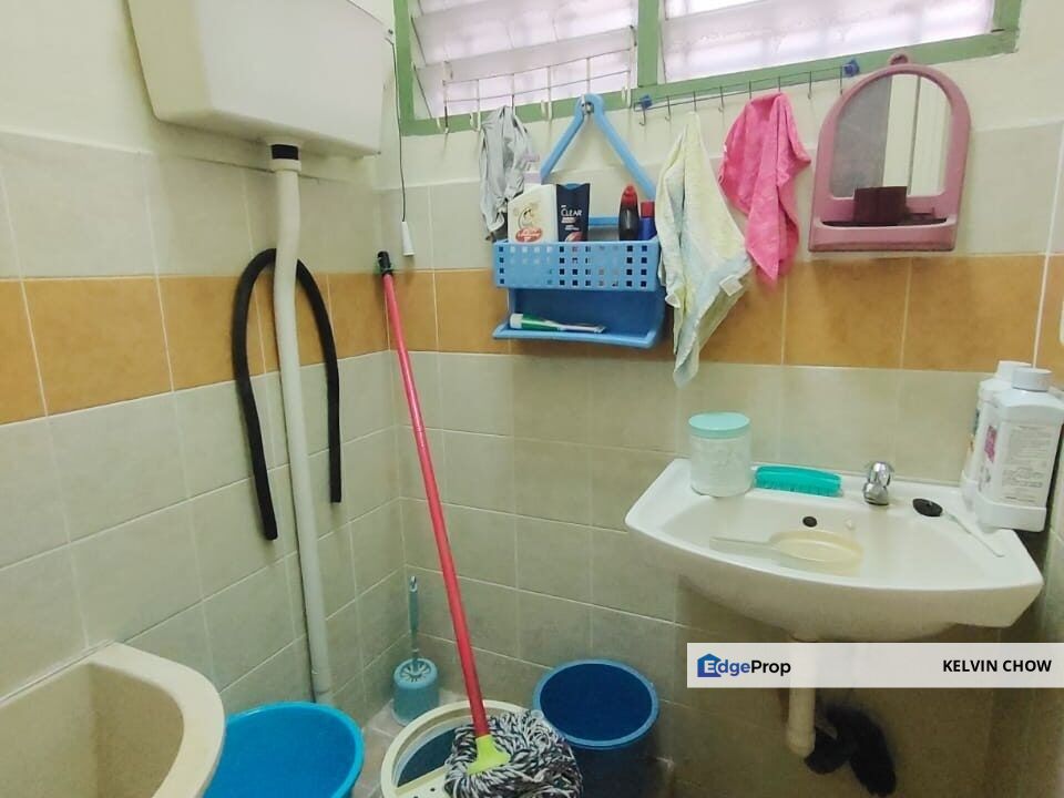 Menglembu Impiana Adril 1.5 Storey Houze, Perak, Menglembu