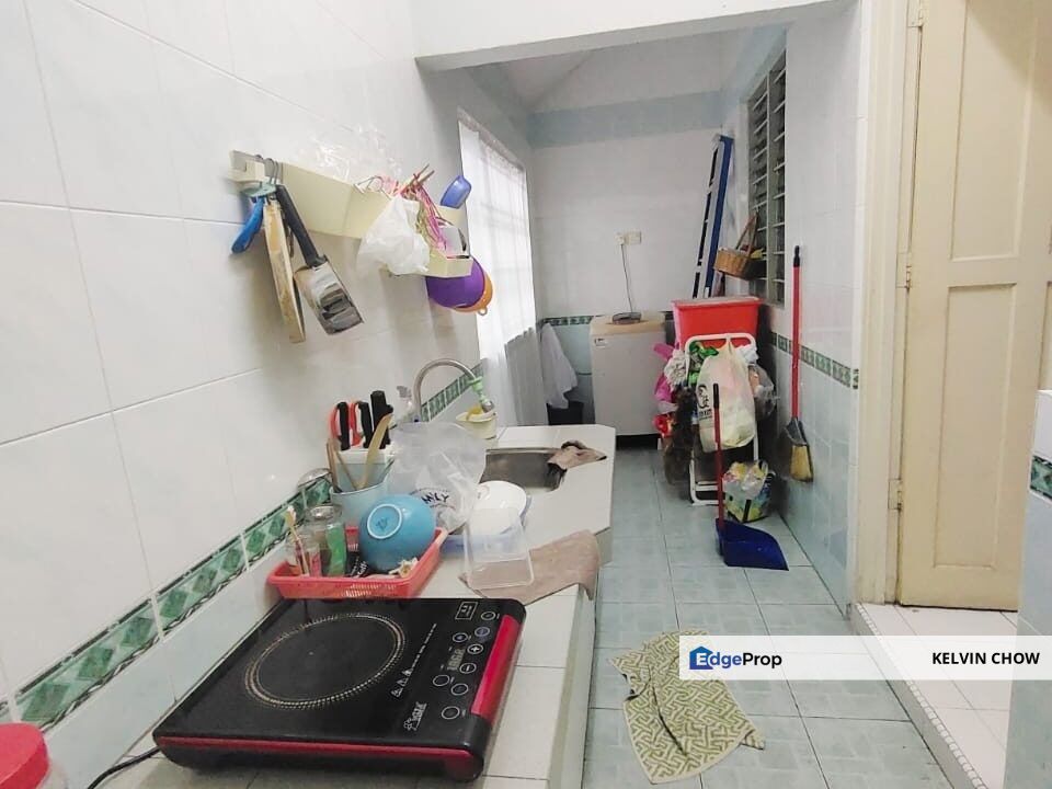 Menglembu Impiana Adril 1.5 Storey Houze, Perak, Menglembu