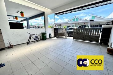 TAMAN LAPANGAN KIARA