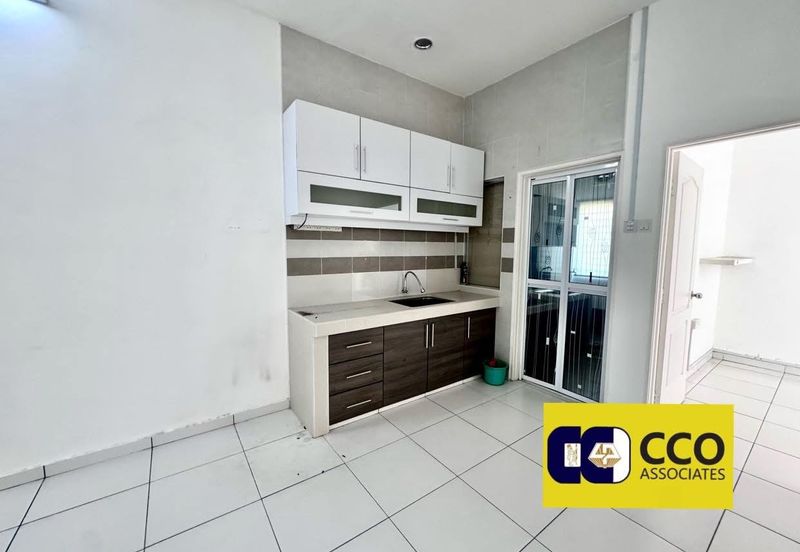 TAMAN LAPANGAN KIARA