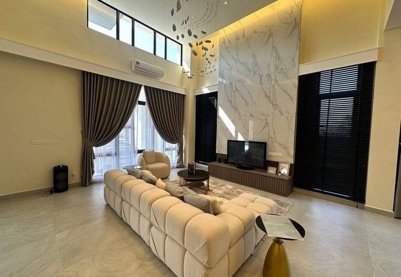 BOTANI 2.5-STOREY LUXURY SEMI-DETACHED HOUSE