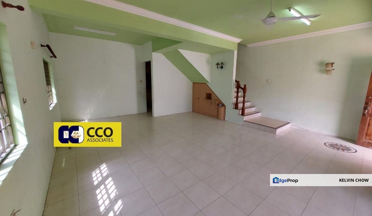 Gunung Rapat Taman Saikat Intermediate Corner House, Perak, Kinta