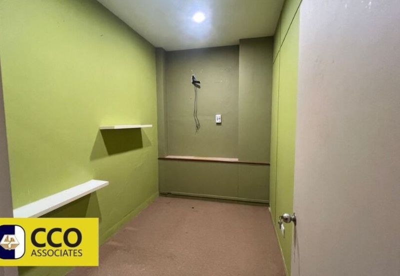 Persiaran Greenhill, Kampung Jawa