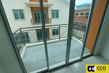 TAMAN PENGKALAN UTAMA (AOR UTAMA)