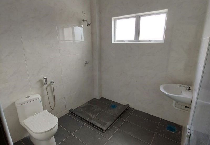 TAMAN PENGKALAN UTAMA (AOR UTAMA)