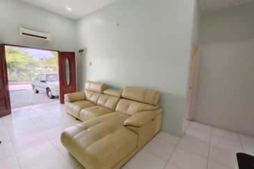 TAMAN LAPANGAN KIARA