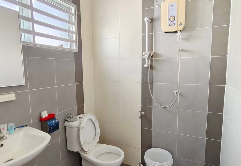 TAMAN LAPANGAN KIARA