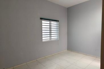 TAMAN LAPANGAN KIARA