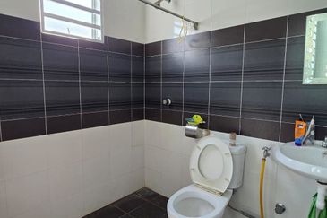 TAMAN BISTARI MENGLEMBU