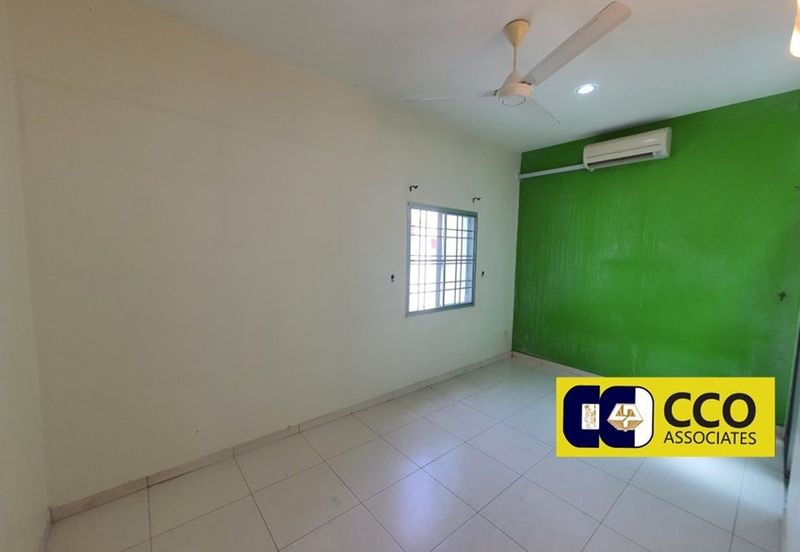 TAMAN LAPANGAN KIARA