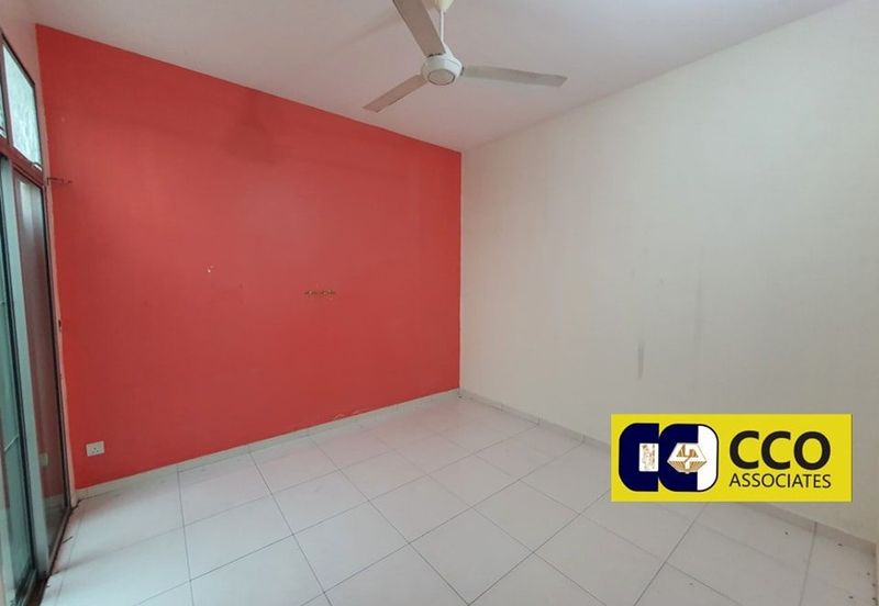 TAMAN LAPANGAN KIARA