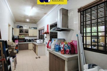 BANDAR BARU SRI KLEBANG