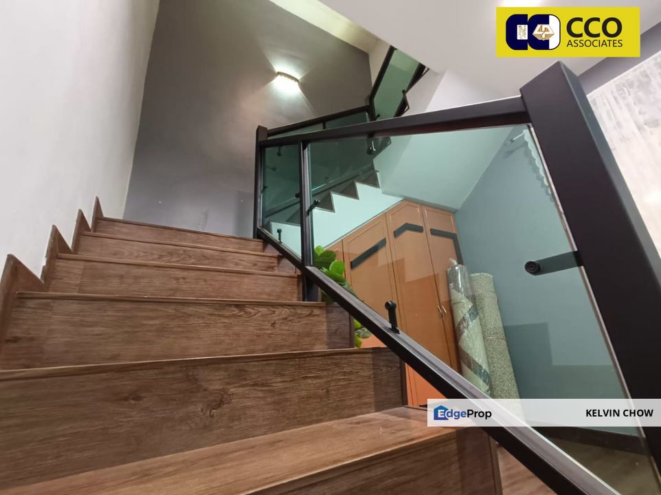 Pengkalan Taman Pinji Mewah Double Storey House, Perak, Lahat