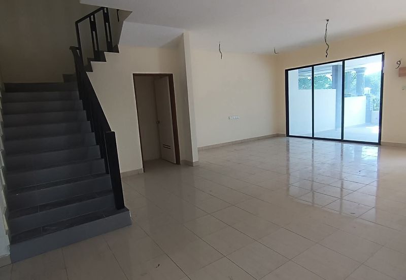 TAMAN BERCHAM TROPICANA