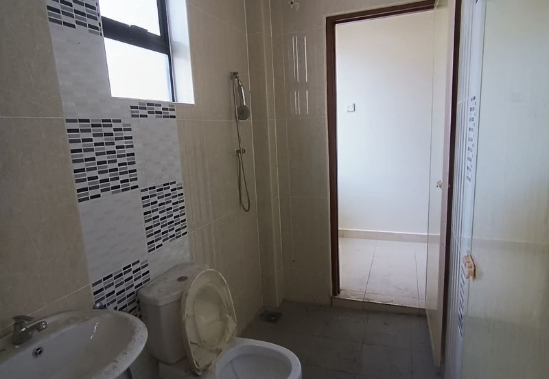 TAMAN BERCHAM TROPICANA