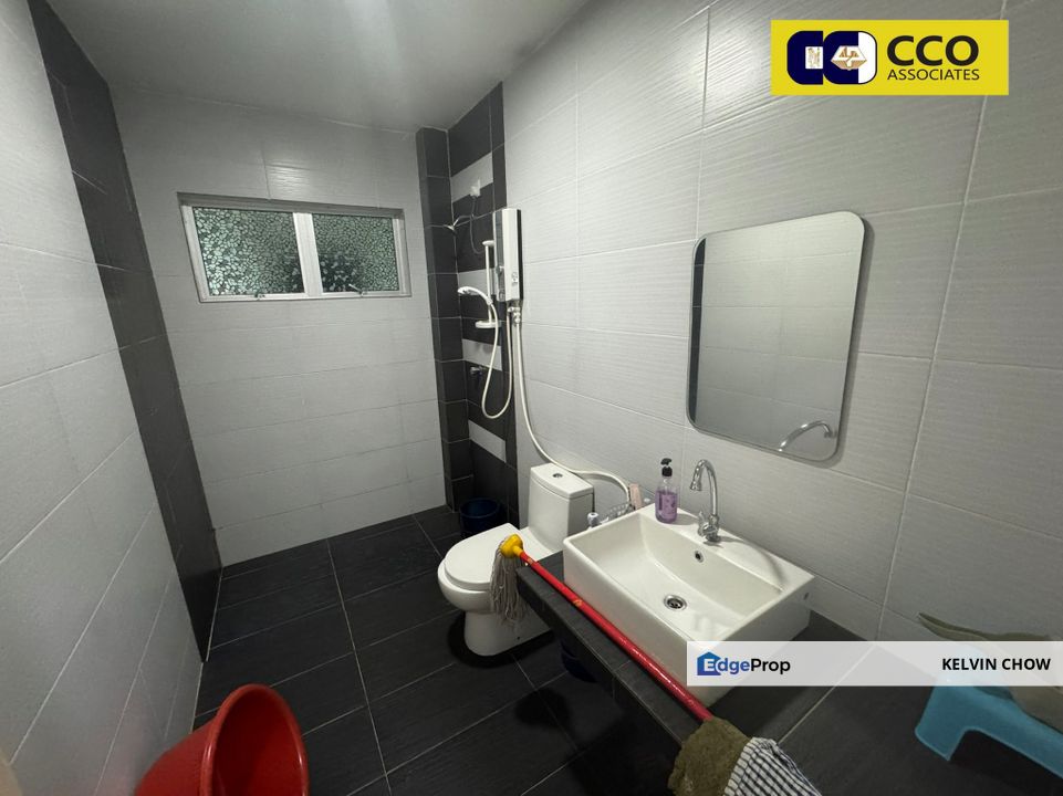 Gunung Rapat Rapat Baru Double Storey Renovated, Perak, Ipoh