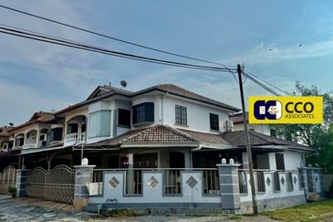 TAMAN ANJUNG BERCHAM UTARA