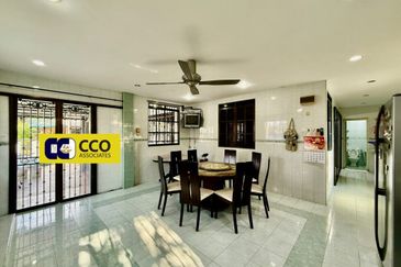 TAMAN ANJUNG BERCHAM UTARA