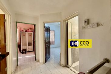 TAMAN ANJUNG BERCHAM UTARA