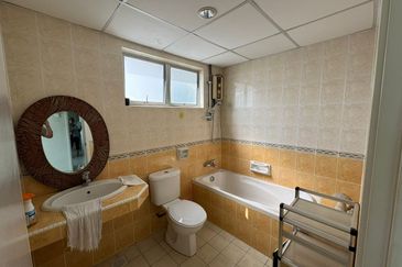 KONDOMINIUM DAMAIPURI