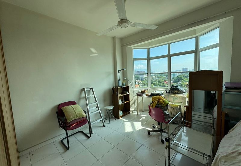 KONDOMINIUM DAMAIPURI