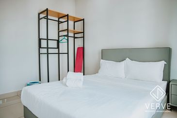 THE MAJESTIC (IMPERIAL & MAJESTIC)