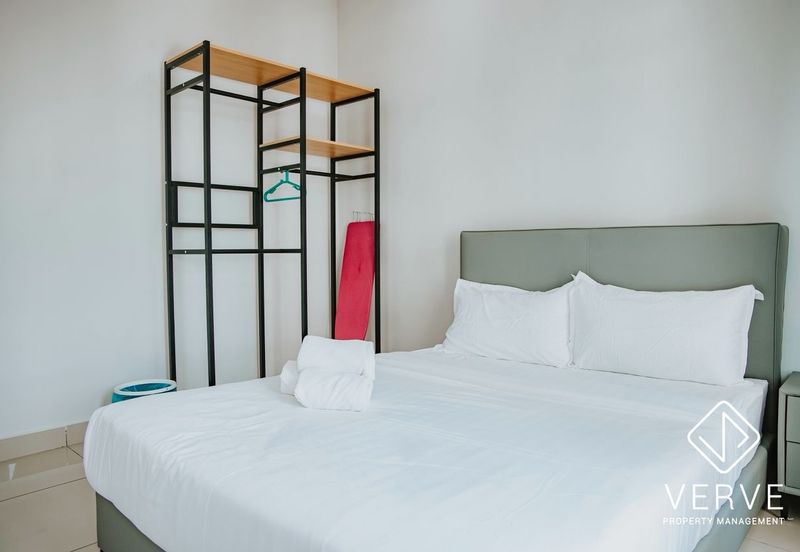 THE MAJESTIC (IMPERIAL & MAJESTIC)