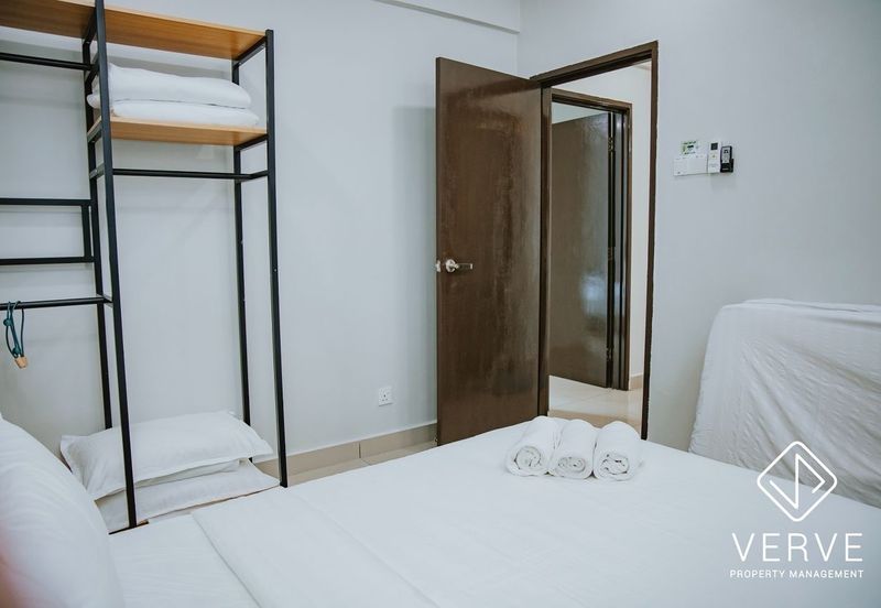 THE MAJESTIC (IMPERIAL & MAJESTIC)