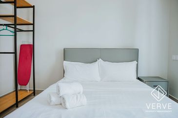 THE MAJESTIC (IMPERIAL & MAJESTIC)