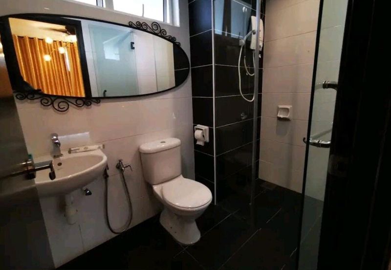 THE MAJESTIC (IMPERIAL & MAJESTIC)