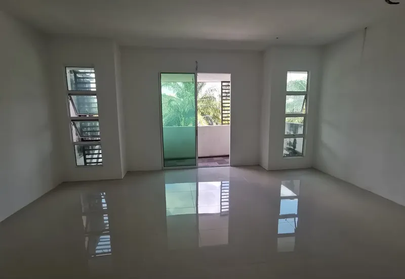 TAMAN PENGKALAN BARAT (TAI TRADING)