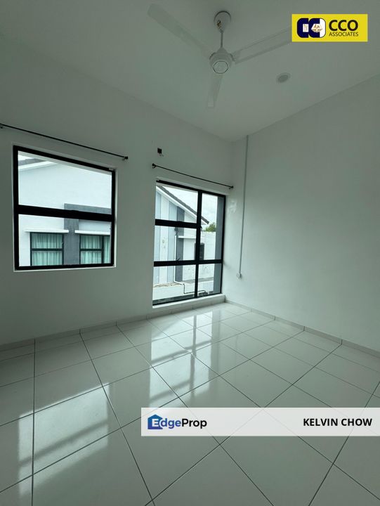 Lahat Mines Waterfront Double Storey Semi D House, Perak, Lahat