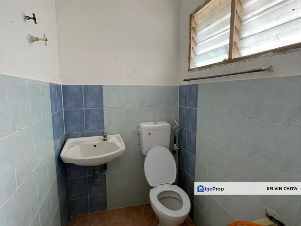 Menglembu Impiana Adril Double Storey House, Perak, Menglembu