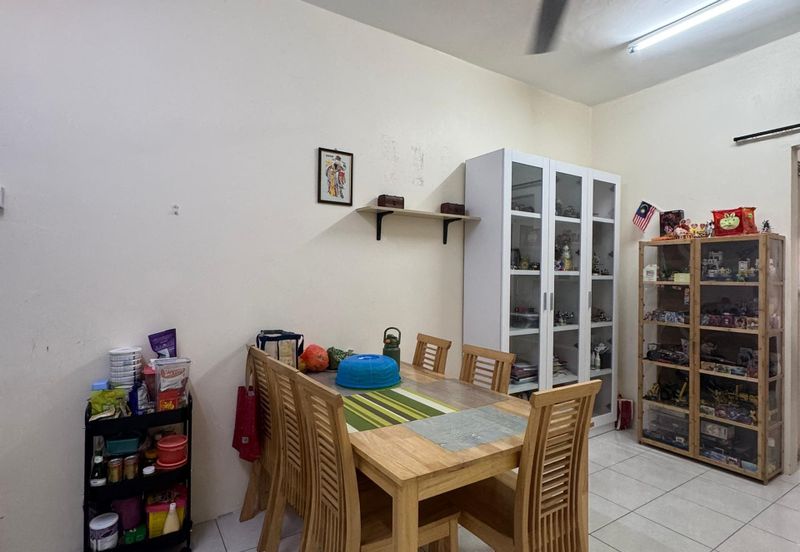 DESA LAHAT SRI -WANG