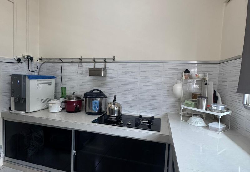 DESA LAHAT SRI -WANG