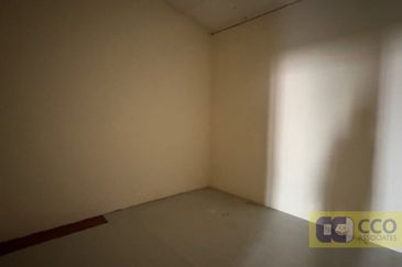 Jalan Pasir Puteh, Station 18