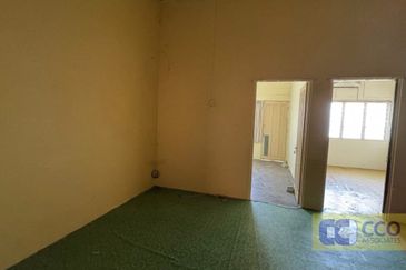 Jalan Pasir Puteh, Station 18