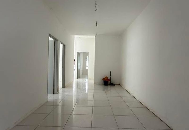 DESA LAHAT SRI -WANG