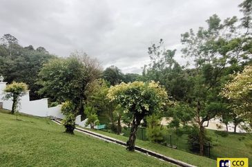 TAMAN HIJAU BUKIT KINDING