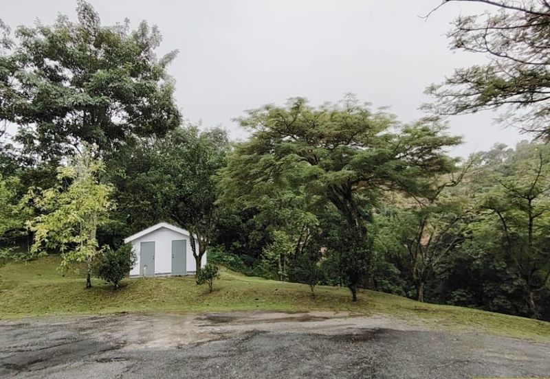 TAMAN HIJAU BUKIT KINDING