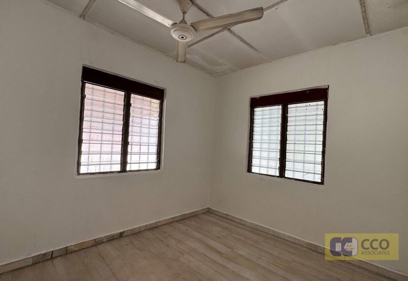 TAMAN JATI, JELAPANG