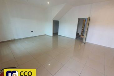 ANJUNG BERCHAM UTAMA